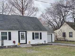 61 Auburn Ave, Rochester, NY 14606