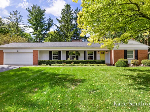 1739 Morningside Dr SE, Grand Rapids, MI 49506