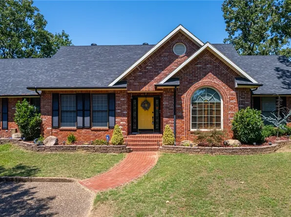 1615 Ridgeview Dr, Booneville, AR 72927