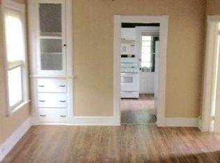 32 Washington St, Rensselaer, NY 12144