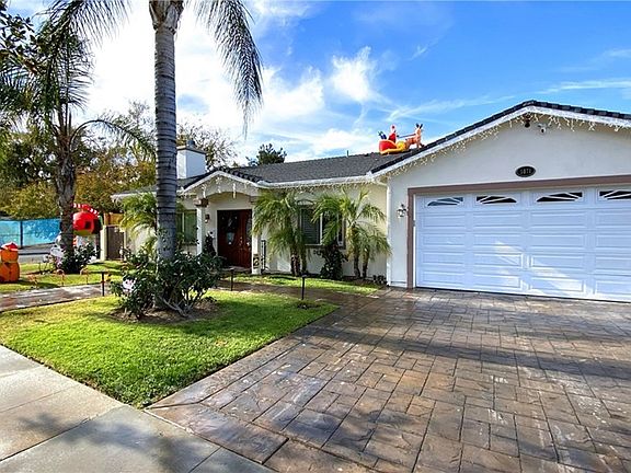 3rd image of 5071 Garden Grove Ave