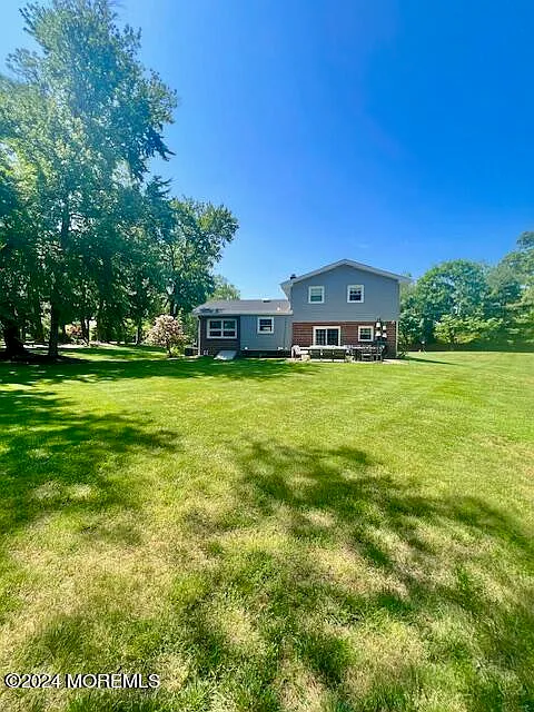 3 bed, 2.5 bath, 1770 sqft, $5,000 — Photo 2