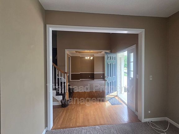 3rd image of 14002 Goodman St