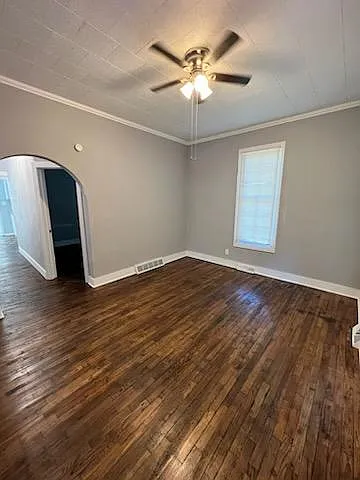 1404 Columbia Ave Photo 1