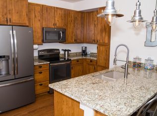 162 Village Rd #G-204, Granby, CO 80446