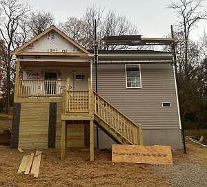 1st image of 1429 Varnell Ave NE