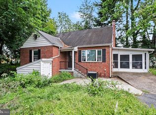 2437 Parkway Blvd, Harrisburg, PA 17103