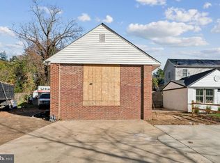 2807 14th St NE, Washington, DC 20018