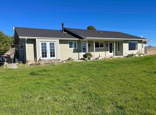 6134 Shelley Rd, Montague, CA 96064