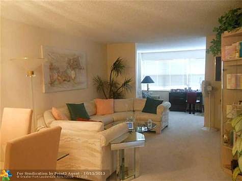 5th image of 9821 Sunrise Lakes Blvd APT 308