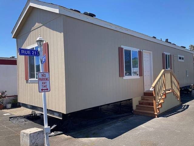 1st image of 1700 El Camino Real #11-15
