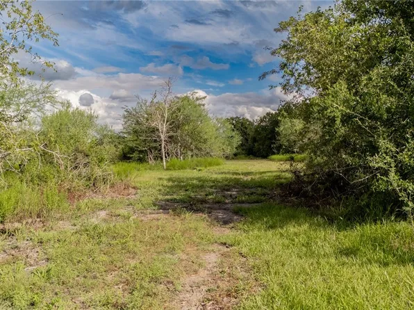 1188 Refugio Hwy, Victoria, TX 77905