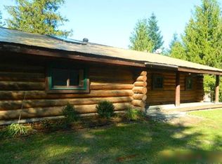 949 Gypsy Bay Rd, Sagle, ID 83860