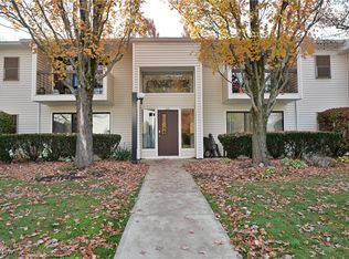 2897 N Bay Dr APT M4, Westlake, OH 44145