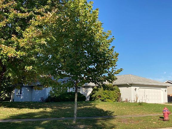 3rd image of 2511 Leckrone Dr