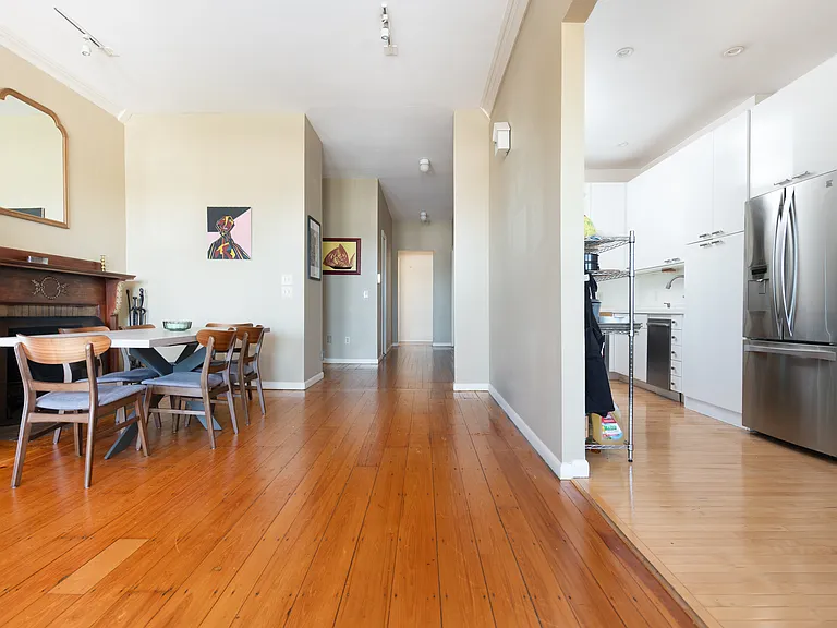 7 Bay State Rd #2C — Photo 10