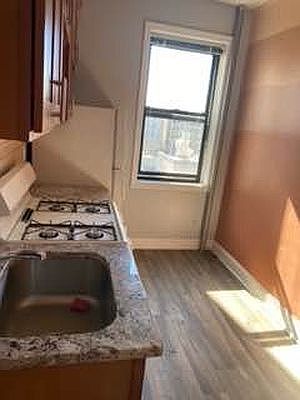 1st image of 1 Chester Ct #5X