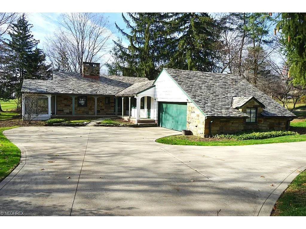 3200 Green Rd photo 1
