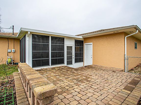 5th image of 1517 Hazelwood Pl