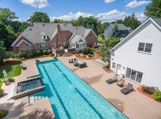59 Lexington St, Burlington, MA 01803