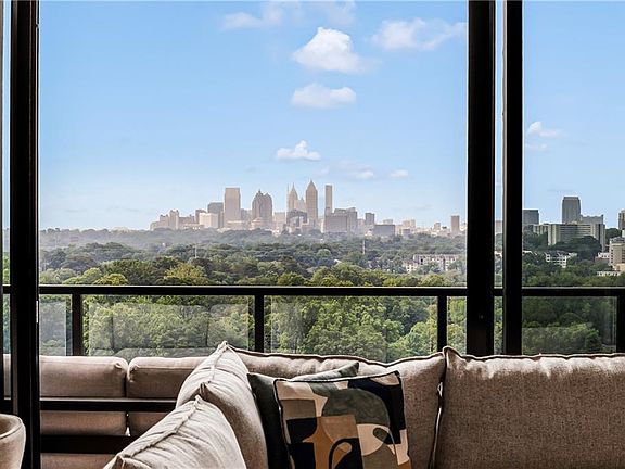 5th image of 2425 Peachtree Rd NE #1406