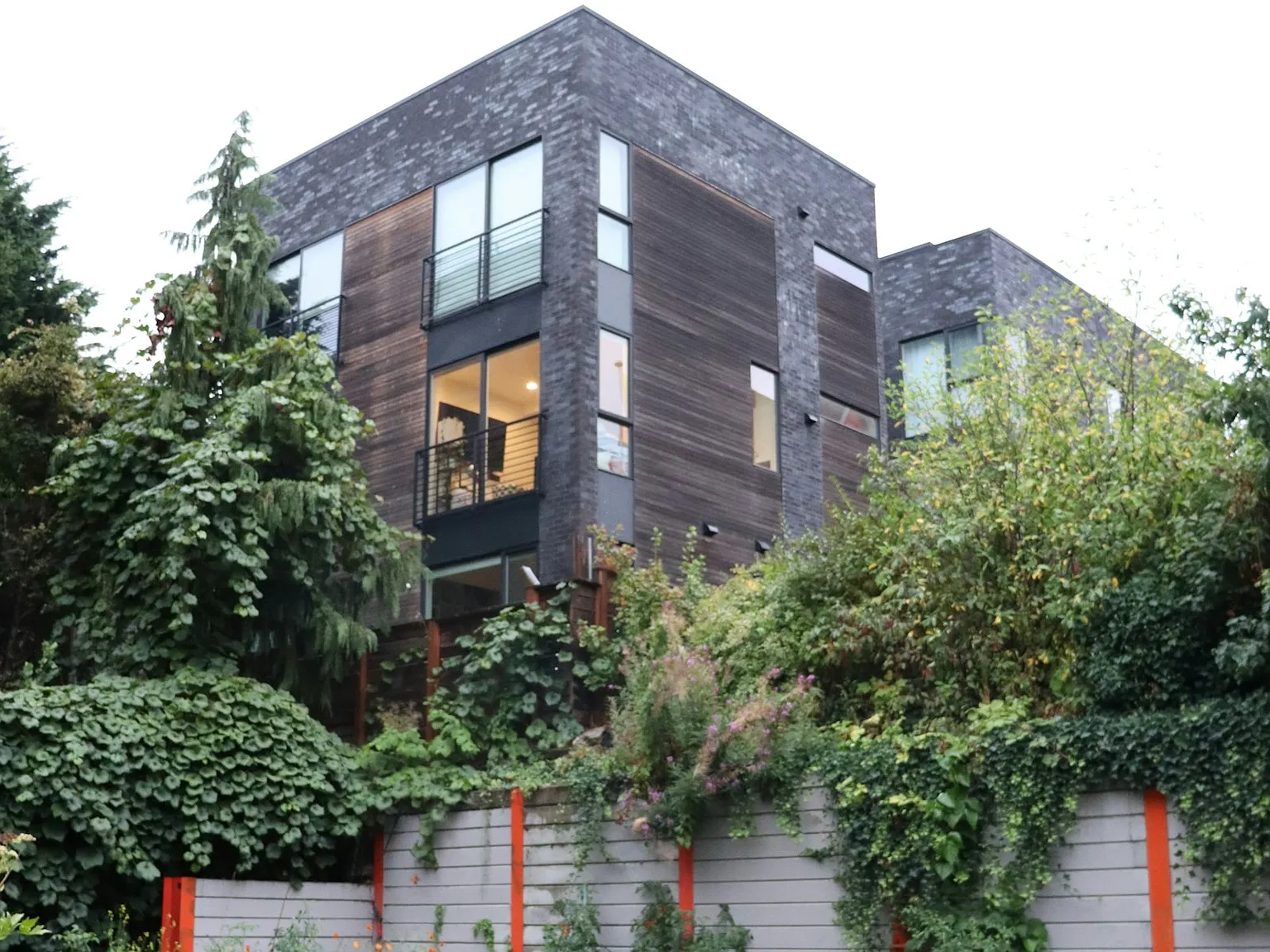 511 11th Ave E #511B photo 1