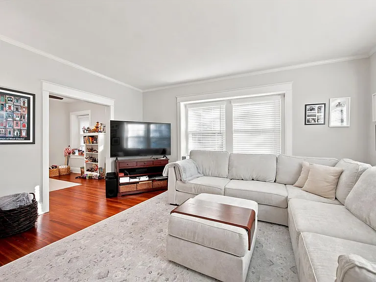 124 Price St — Photo 4
