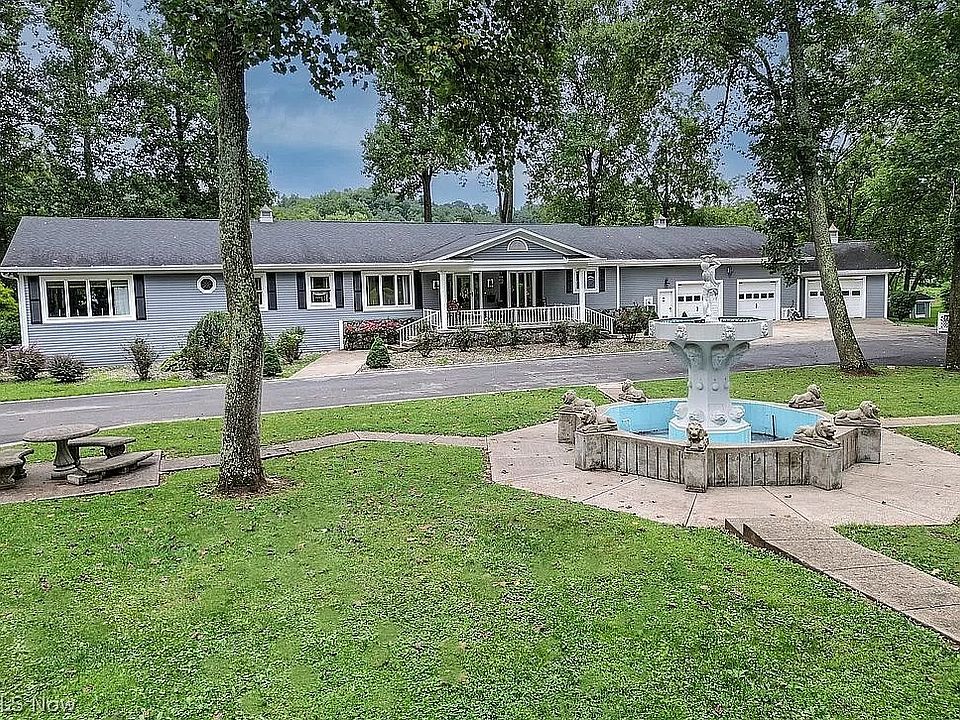 1st image of 2 Murray Dr