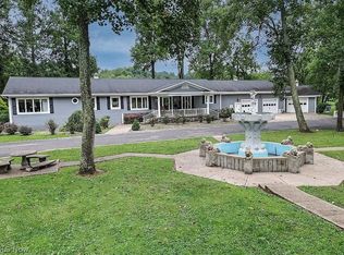 2 Murray Dr, Parkersburg, WV 26101