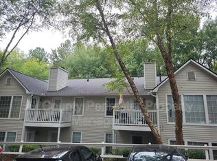 1108 Gettysburg Pl, Sandy Springs, GA 30350