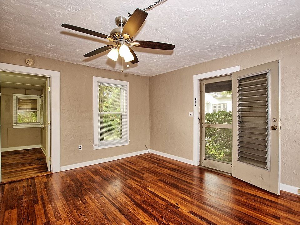 1st image of 635 N Summerlin Ave