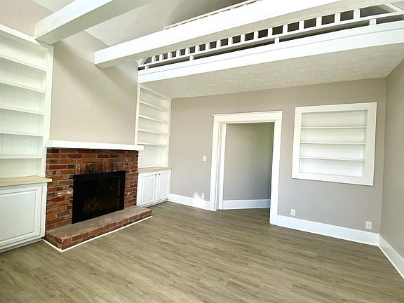 3rd image of 1826 Sterling Ave