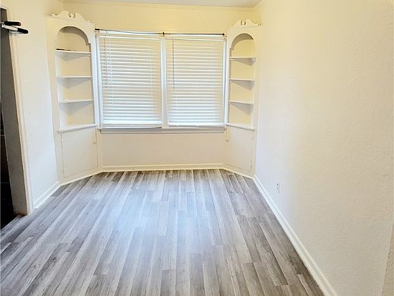 5th image of 4008 Midway Ave