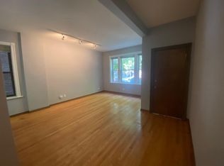 811 S Bishop St #1F, Chicago, IL 60607