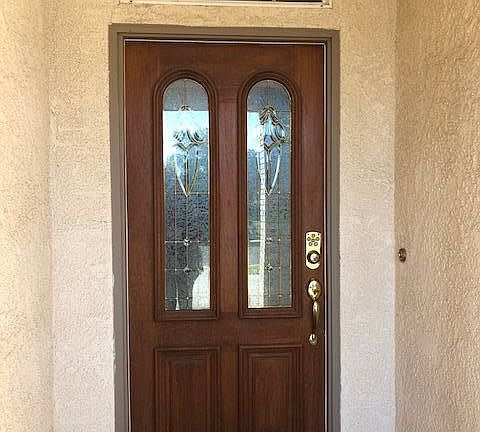 3rd image of 1518 E Laura Ave