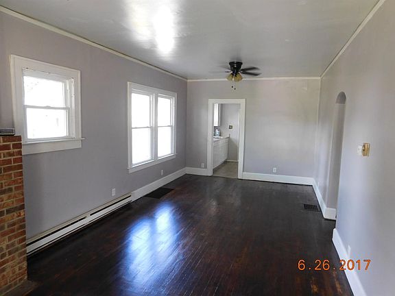 5th image of 1828 Oberon Dr
