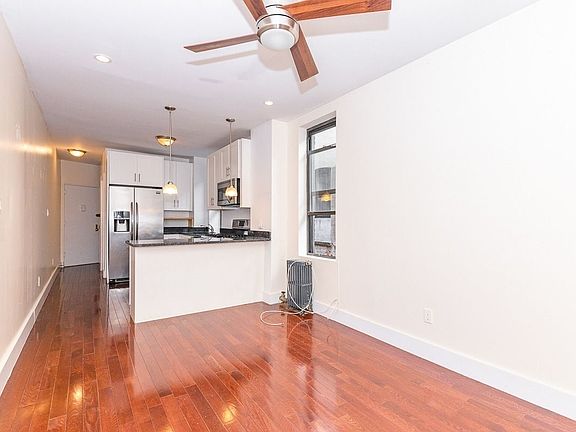 2nd image of 223 Bainbridge St #M3