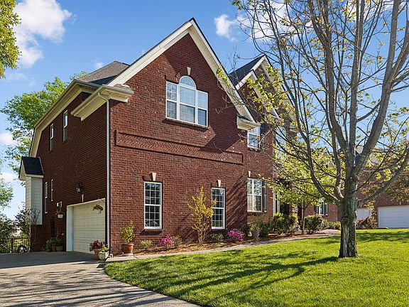 3rd image of 1712 Stoney Hill Ln