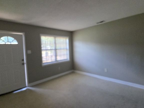 4th image of 4698 Applestone St