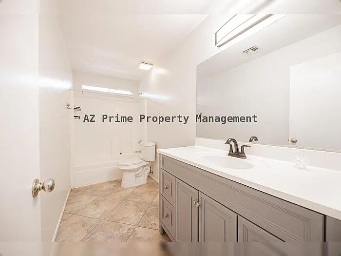 2913 W Fremont Rd — Photo 29