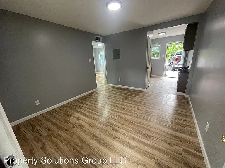 1297 Willie Mitchell Blvd — Photo 10