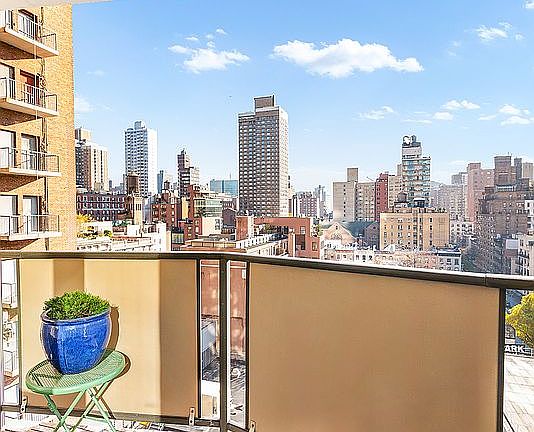 2nd image of 407 Park Ave S APT 11D