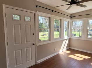 3121 Chepstow Ln #B, Falls Church, VA 22042