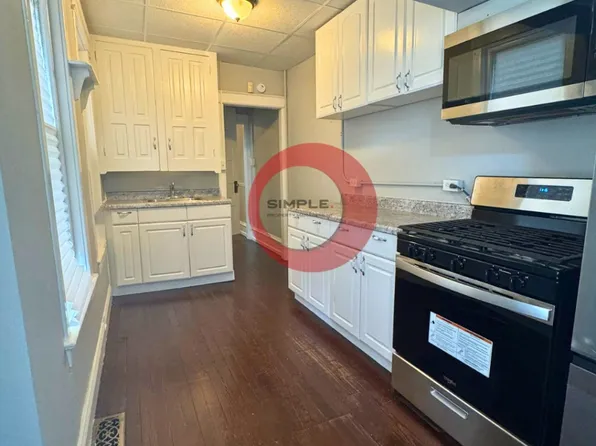 223 N 11th St, Reading, PA 19601