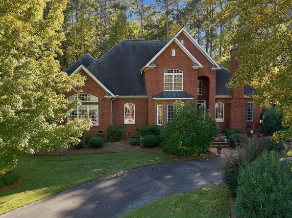 306 Parkwood Rd, Greenwood, SC 29646