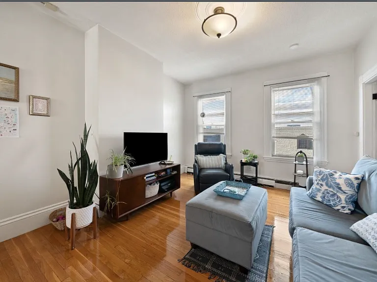 83 High St #3 — Photo 2