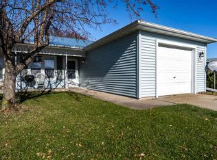 2614 Indigo Ct, Iowa City, IA 52240