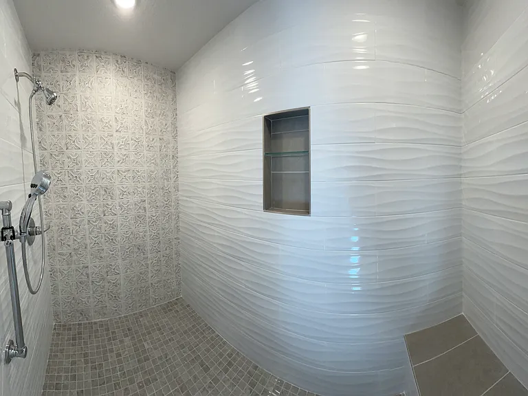 9867 Kahler Ave NE — Photo 18