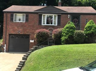 636 Perrilyn St, Pittsburgh, PA 15226