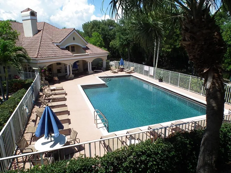 815 W Boynton Beach Blvd #13-204 — Photo 14